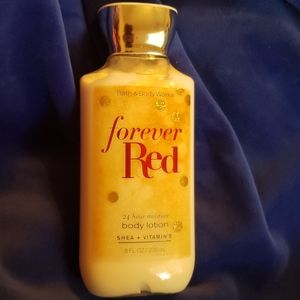 B&B Forever Red Body Lotion
